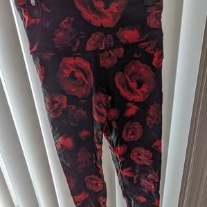 NWT Victoria Secret 7/8 Tight
